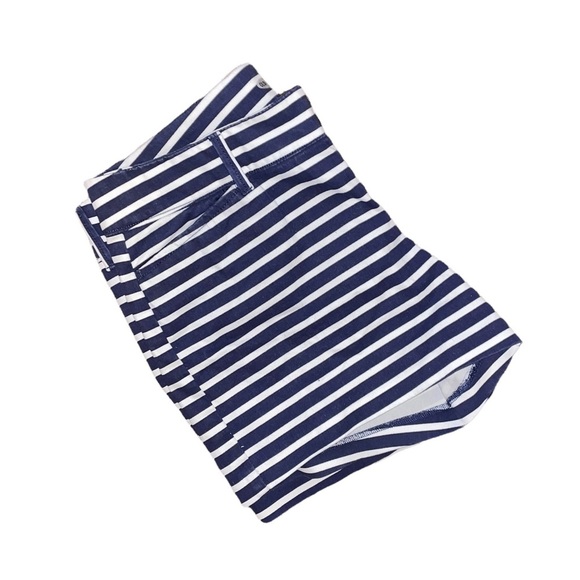 OLD NAVY Women’s Navy and White Striped Shorts-Size 2 - Picture 5 of 5